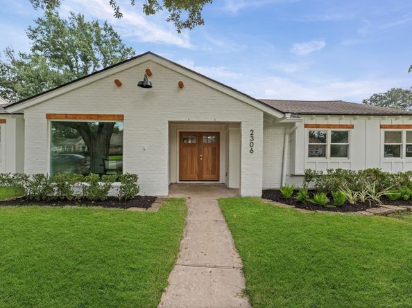 2306 Eaglerock Drive, Houston TX 77080