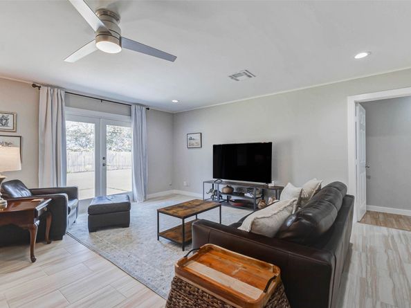 8918 Springview Lane, Houston TX 77080