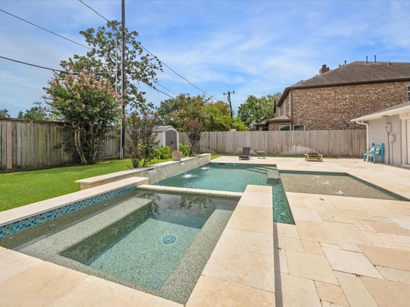 1511 Thornton Road, Houston TX 77018