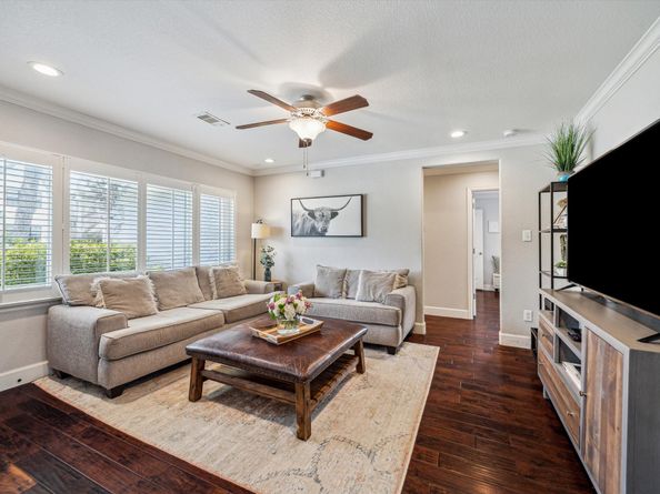 1511 Thornton Road, Houston TX 77018