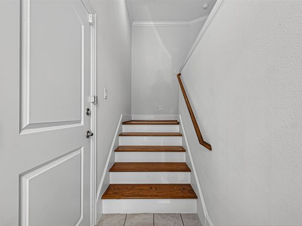 1630 W 24th Street, Houston TX 77008