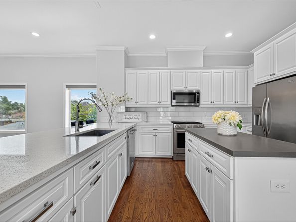 1630 W 24th Street, Houston TX 77008
