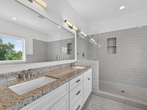 1630 W 24th Street, Houston TX 77008