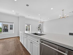 1630 W 24th Street, Houston TX 77008