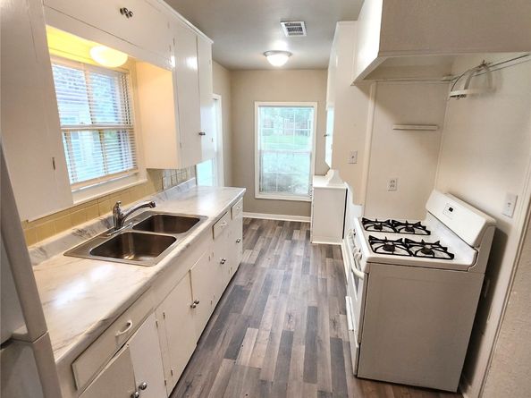 5026 Marietta Lane, Houston TX 77021