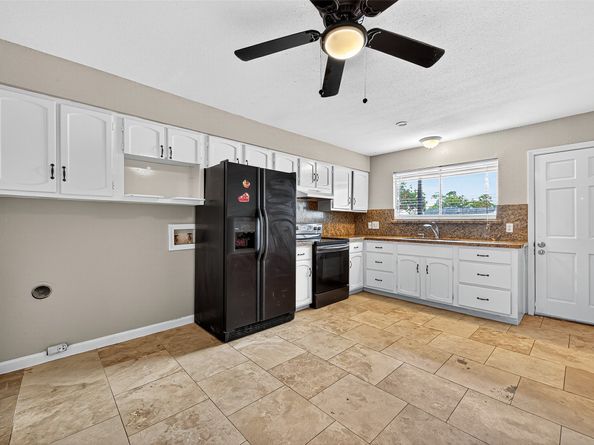 6401 Deihl Road 1105, Houston TX 77092