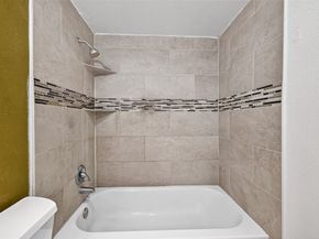 6401 Deihl Road 1105, Houston TX 77092