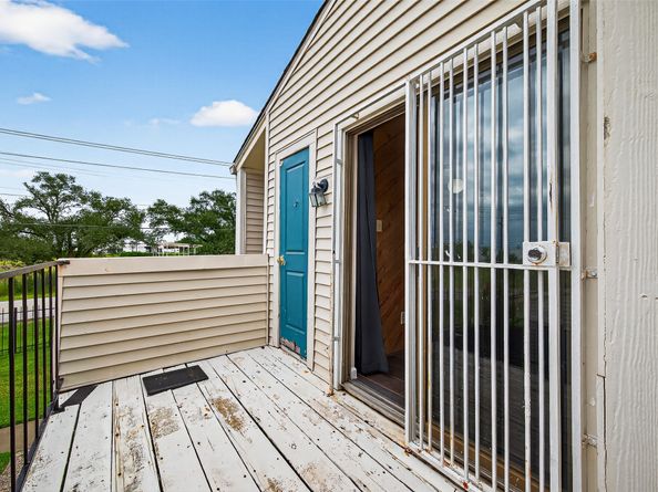 6401 Deihl Road 1105, Houston TX 77092