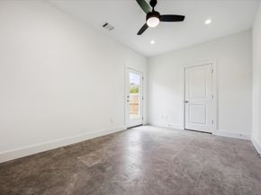 5307 Eigel Street, Houston TX 77007