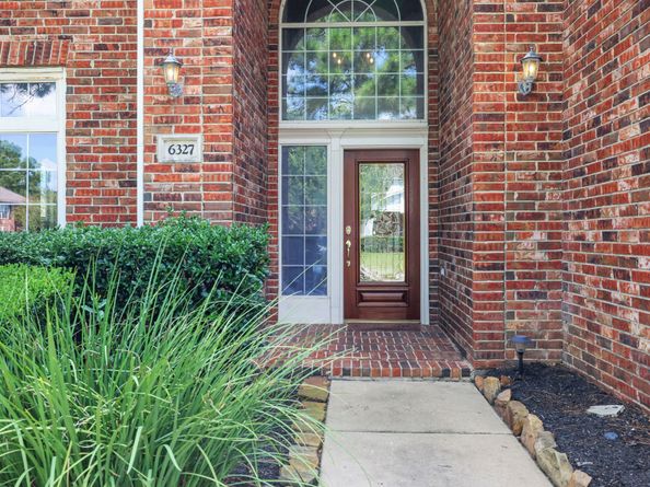 6327 Holden Mills Drive, Spring TX 77389