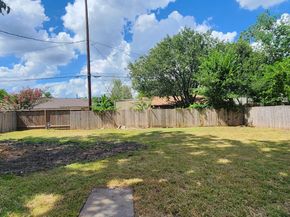 5914 Newquay Street, Houston TX 77085