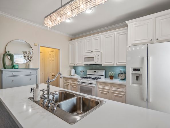 2703 Jackson Street, Houston TX 77004