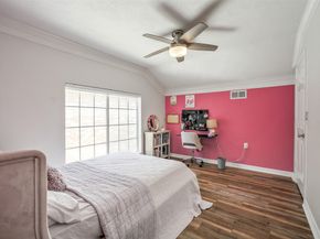1107 Enclave Square E, Houston TX 77077