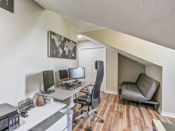 1107 Enclave Square E, Houston TX 77077
