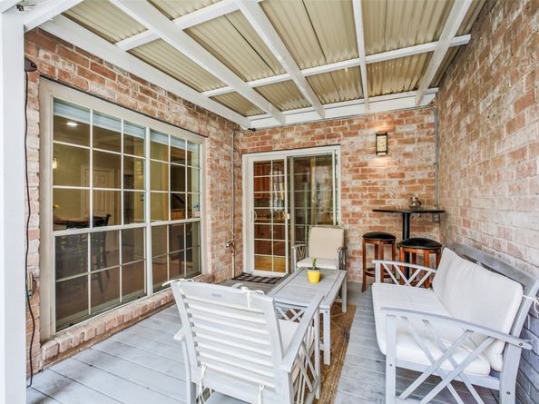 1107 Enclave Square E, Houston TX 77077