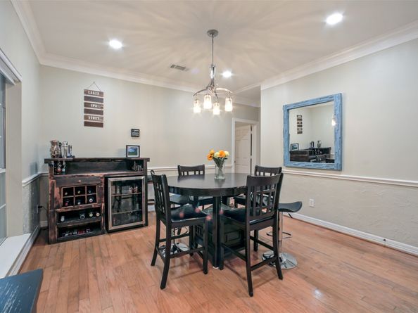 1107 Enclave Square E, Houston TX 77077
