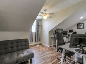 1107 Enclave Square E, Houston TX 77077