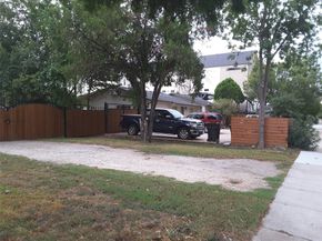 2126 Blalock Road, Houston TX 77080