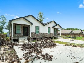 16227 Green Manor Drive, Humble TX 77396