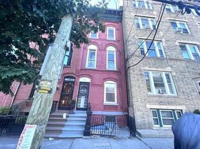 137 Palisade Ave, Jersey City NJ 07306-2407