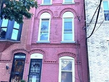 137 Palisade Ave