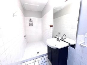 137 Palisade Ave, Jersey City NJ 07306-2407