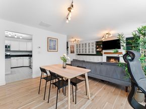 4 Persimmon Ct, Jersey City NJ 07305