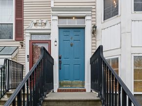 4 Persimmon Ct, Jersey City NJ 07305