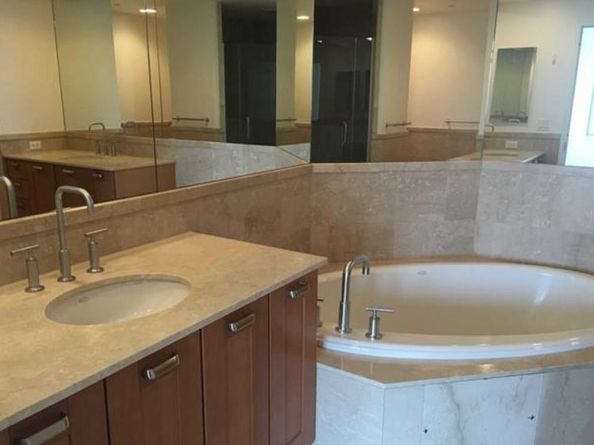 8100 River Rd, North Bergen NJ 07047