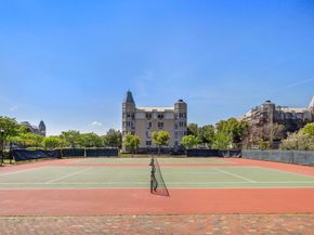 206 Shearwater Ct West 65, Jersey City NJ 07305