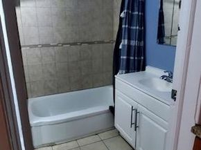 124 71st St, Guttenberg NJ 07093