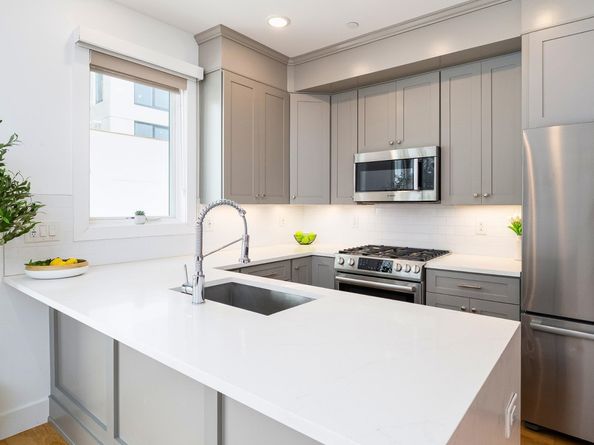 384 7th St 5, Jersey City NJ 07302