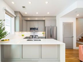 384 7th St 5, Jersey City NJ 07302