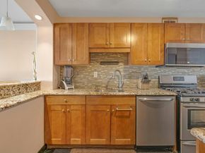 1203 River Rd 19K, Edgewater NJ 07020