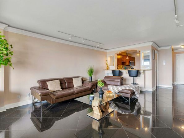 1203 River Rd 19K, Edgewater NJ 07020