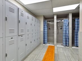 401 Harmon Cove Tower, Secaucus NJ 07094