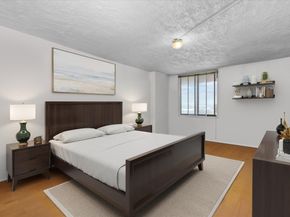 401 Harmon Cove Tower, Secaucus NJ 07094