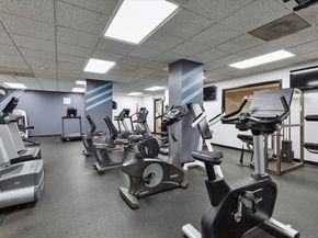 401 Harmon Cove Tower, Secaucus NJ 07094
