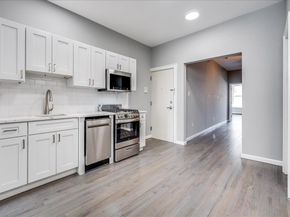402 Grand St 3S / 302, Hoboken NJ 07030