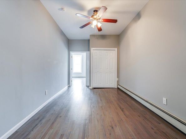 402 Grand St 3S / 302, Hoboken NJ 07030