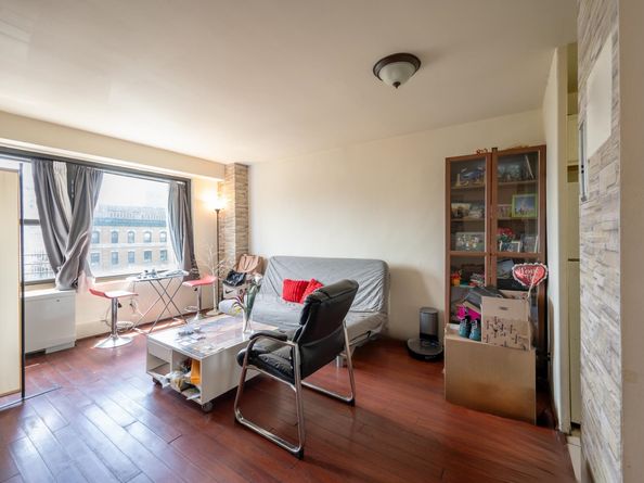 135 Montgomery St 6D, Jersey City NJ 07302