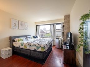 135 Montgomery St 6D, Jersey City NJ 07302