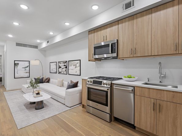 364 8th St 1L, Jersey City NJ 07302