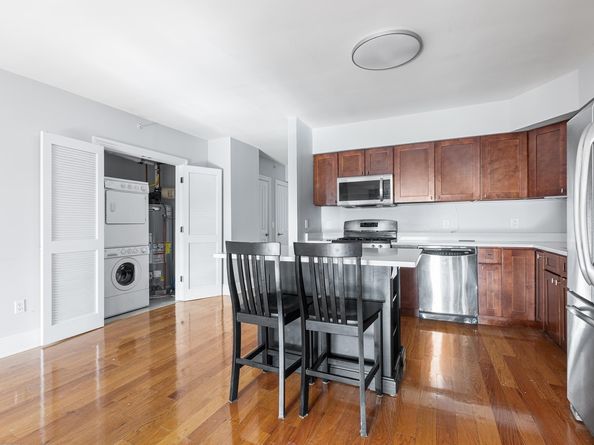 809 22nd St 1201, Union City NJ 07087