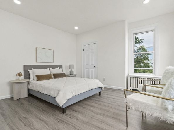 10 East 45th St, Bayonne NJ 07002
