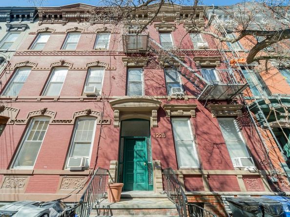 1228 Park Ave B, Hoboken NJ 07030