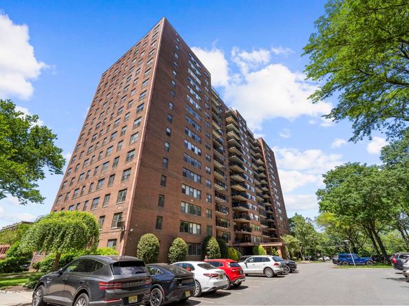 225 St Pauls Ave 2D, Jersey City NJ 07306
