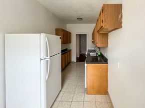 36 Duncan Ave D2, Jersey City NJ 07304