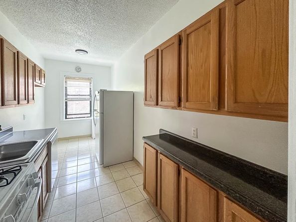36 Duncan Ave D2, Jersey City NJ 07304