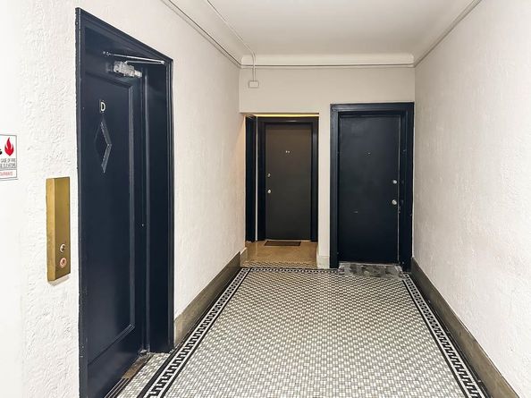 36 Duncan Ave D2, Jersey City NJ 07304
